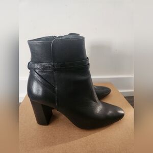 Massimo Dutti Black Leather Boots 38